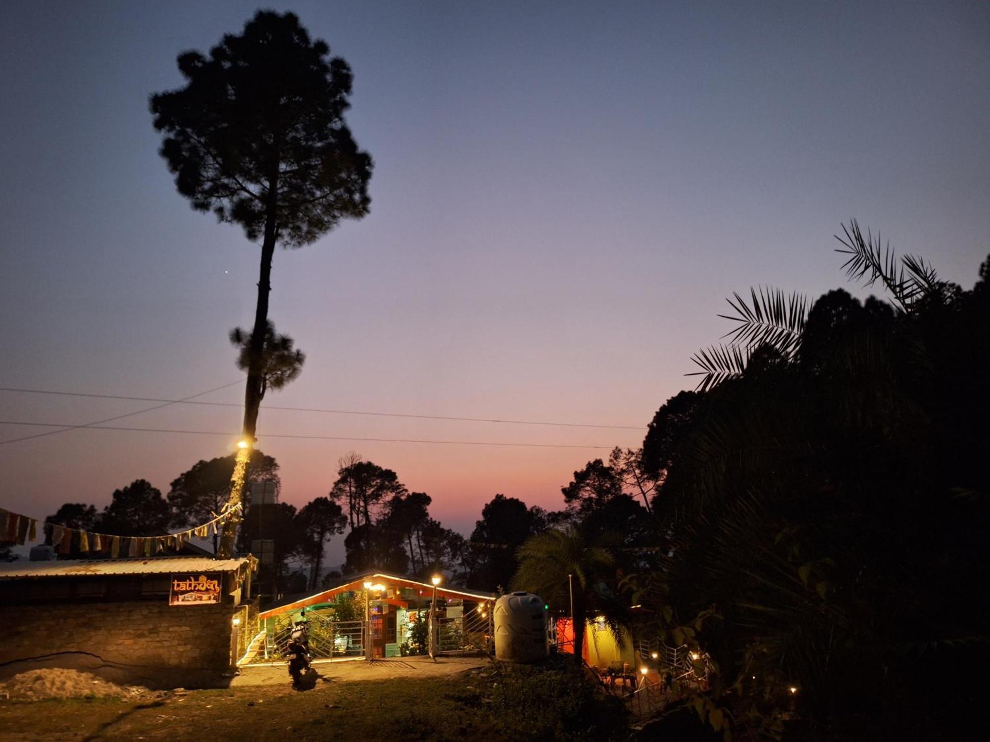 Tathastu Bir -Homestay ,Dorm,Hostel Bagian luar foto